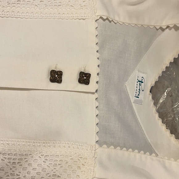 Traditional German Drindl - Picture 5 of 12